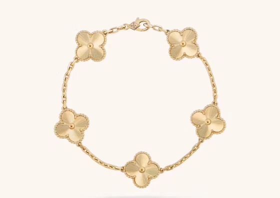 Custom Brand jewelry for sale Magnificent , 18K Yellow Gold Vintage  Bracelet luxury jewelry brands